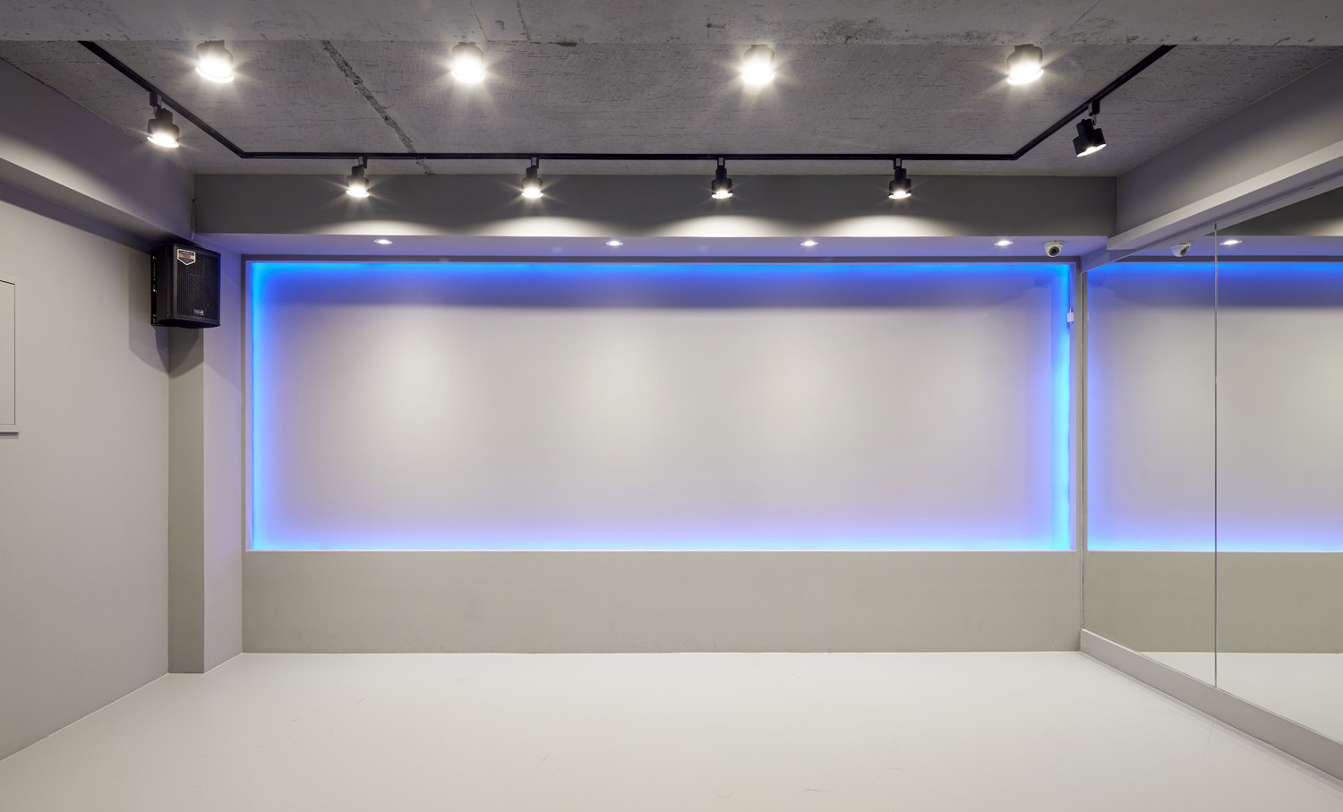 "韩国 Star 舞蹈学院 | 极简干净的 35 平米舞蹈教室设计"-8