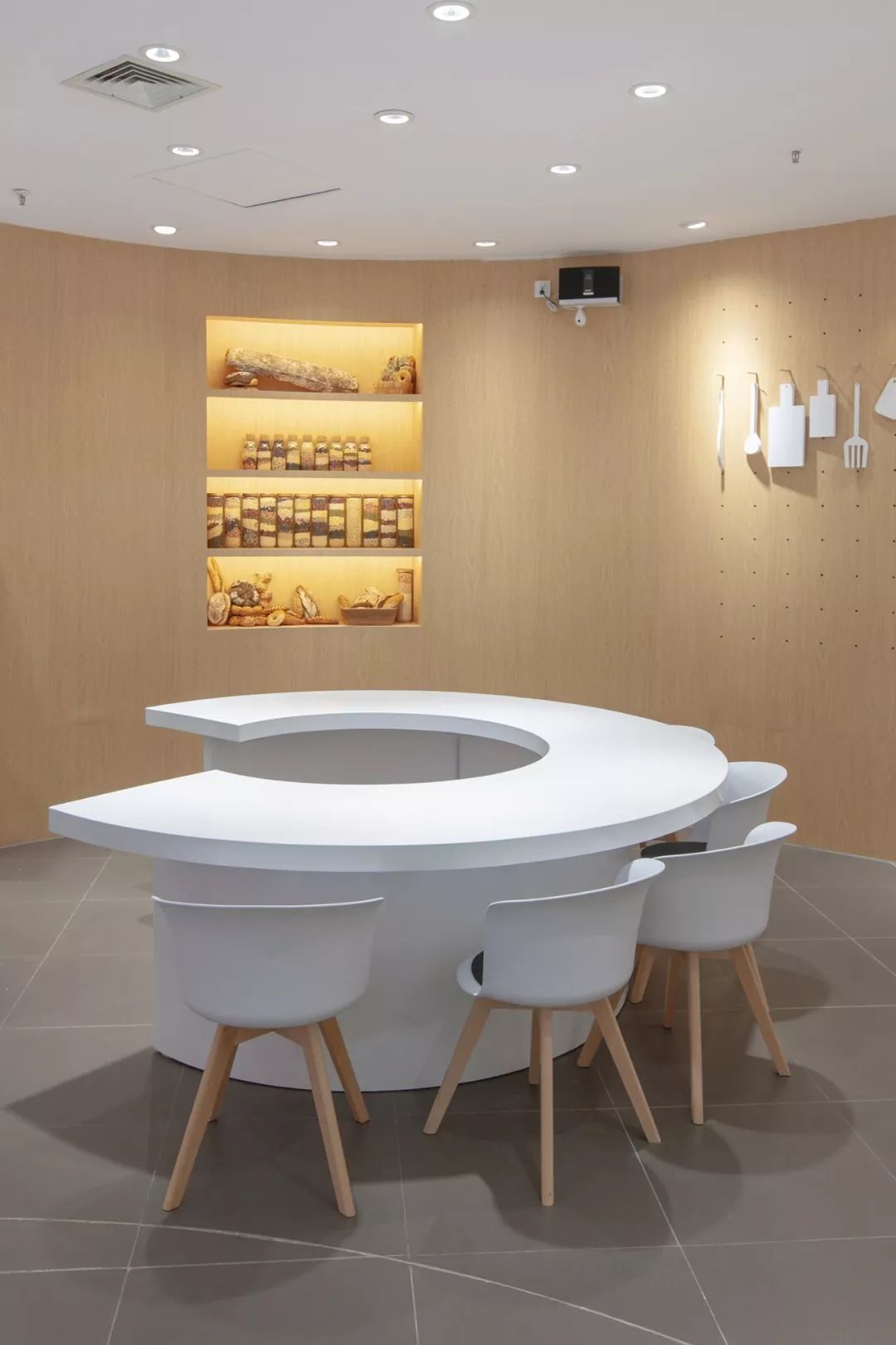 烟台零加面包店 | 回向空间打造圆融空间-13