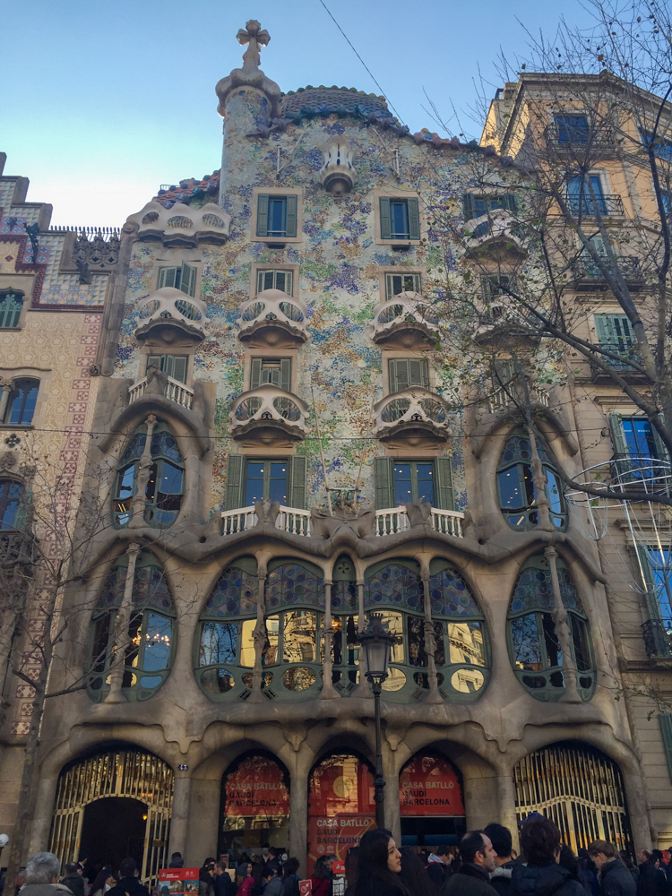 丨原设计埃米利奥・サラ・コルテス,改建设计安东尼・高迪-32