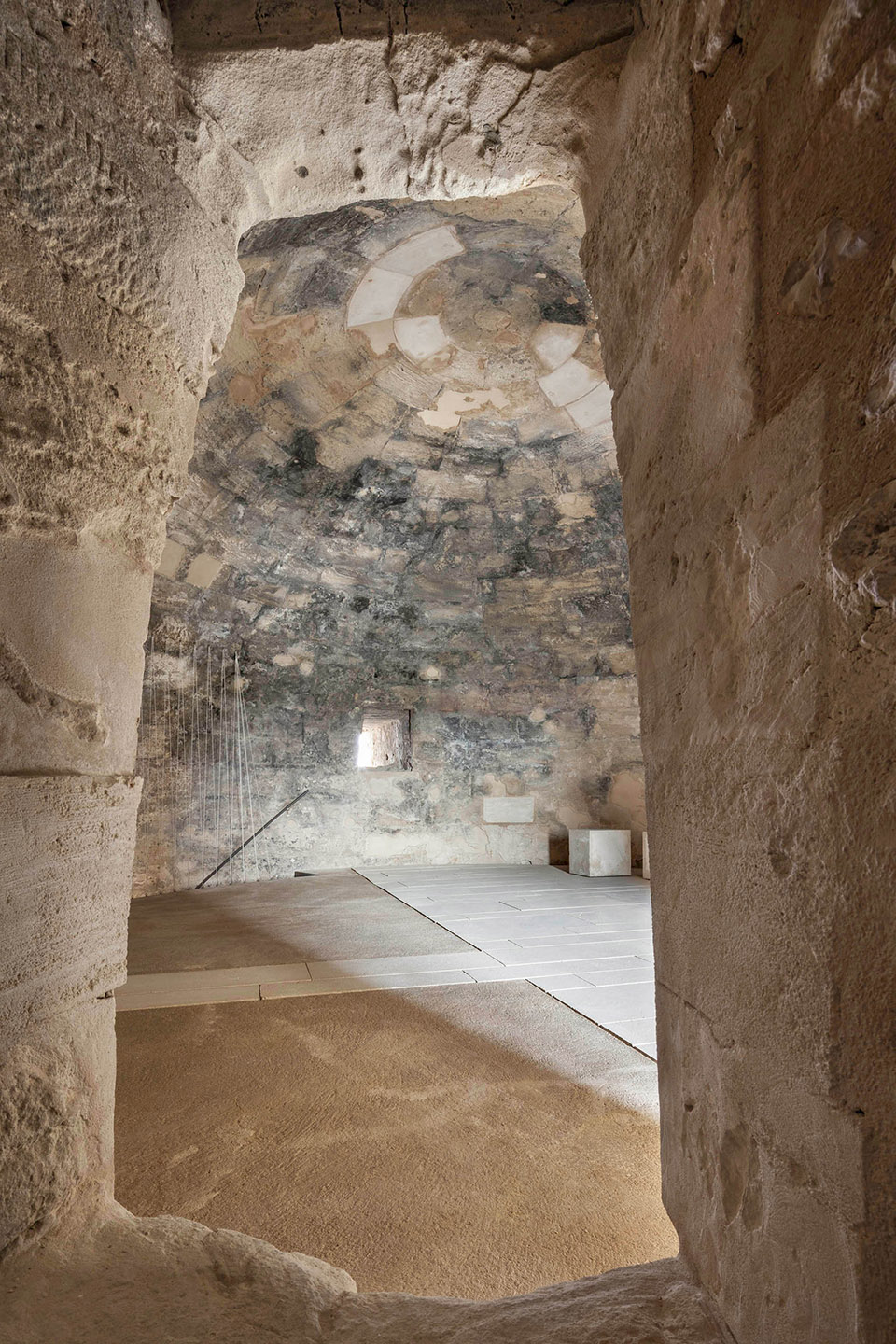 西班牙古老防御塔改造 / Marià Castelló Martínez-40