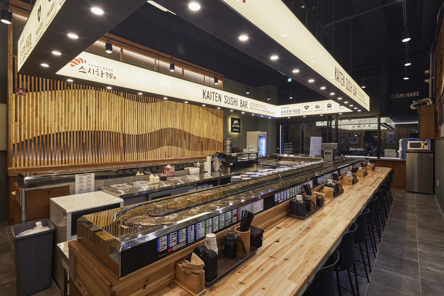 20 平旋转寿司店 | 明亮温馨的美食空间-7