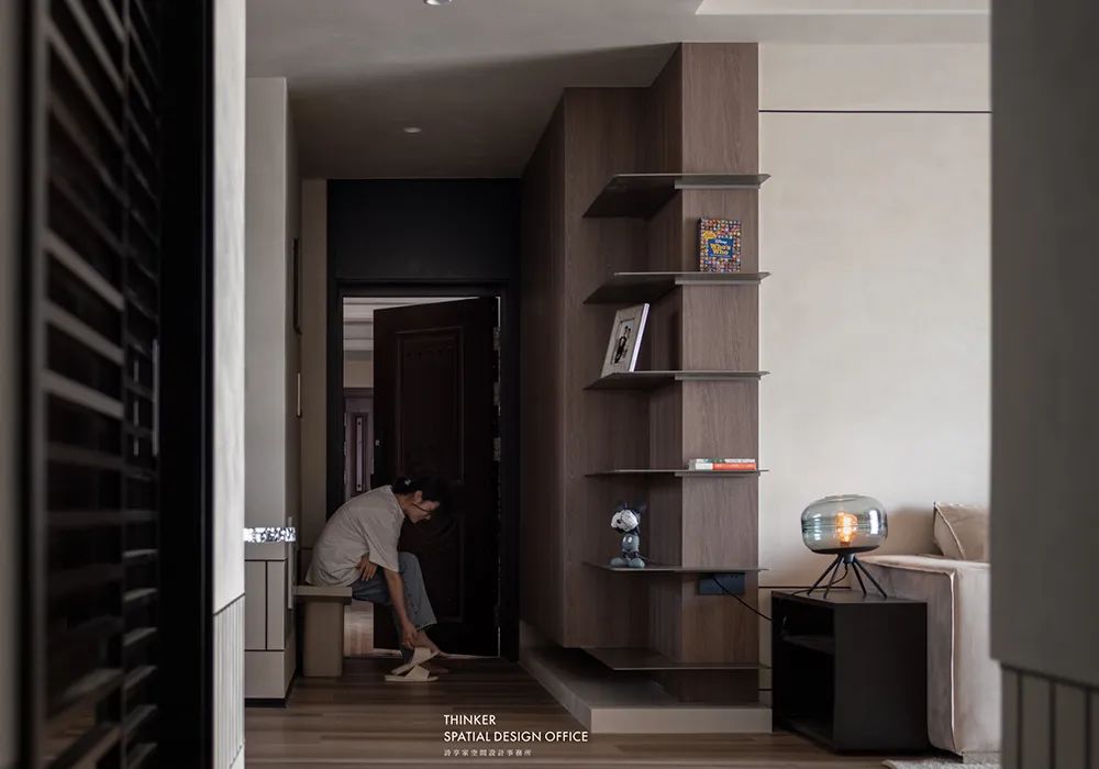 现代简约空间 · 夫妻小爱好融合的兴趣集结地丨诗享家设计-16