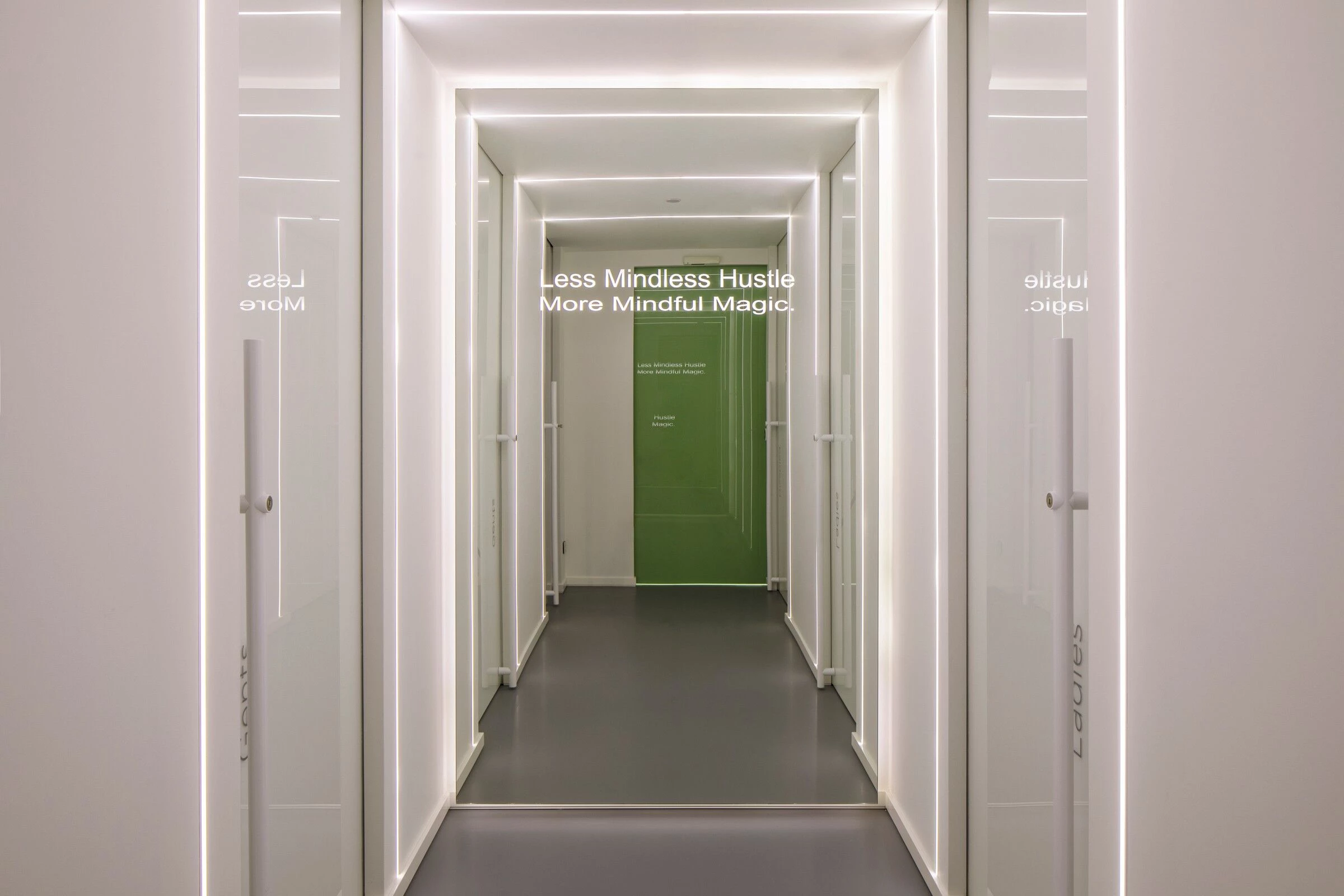 Hair of Istanbul Hair Transplant Clinic-37