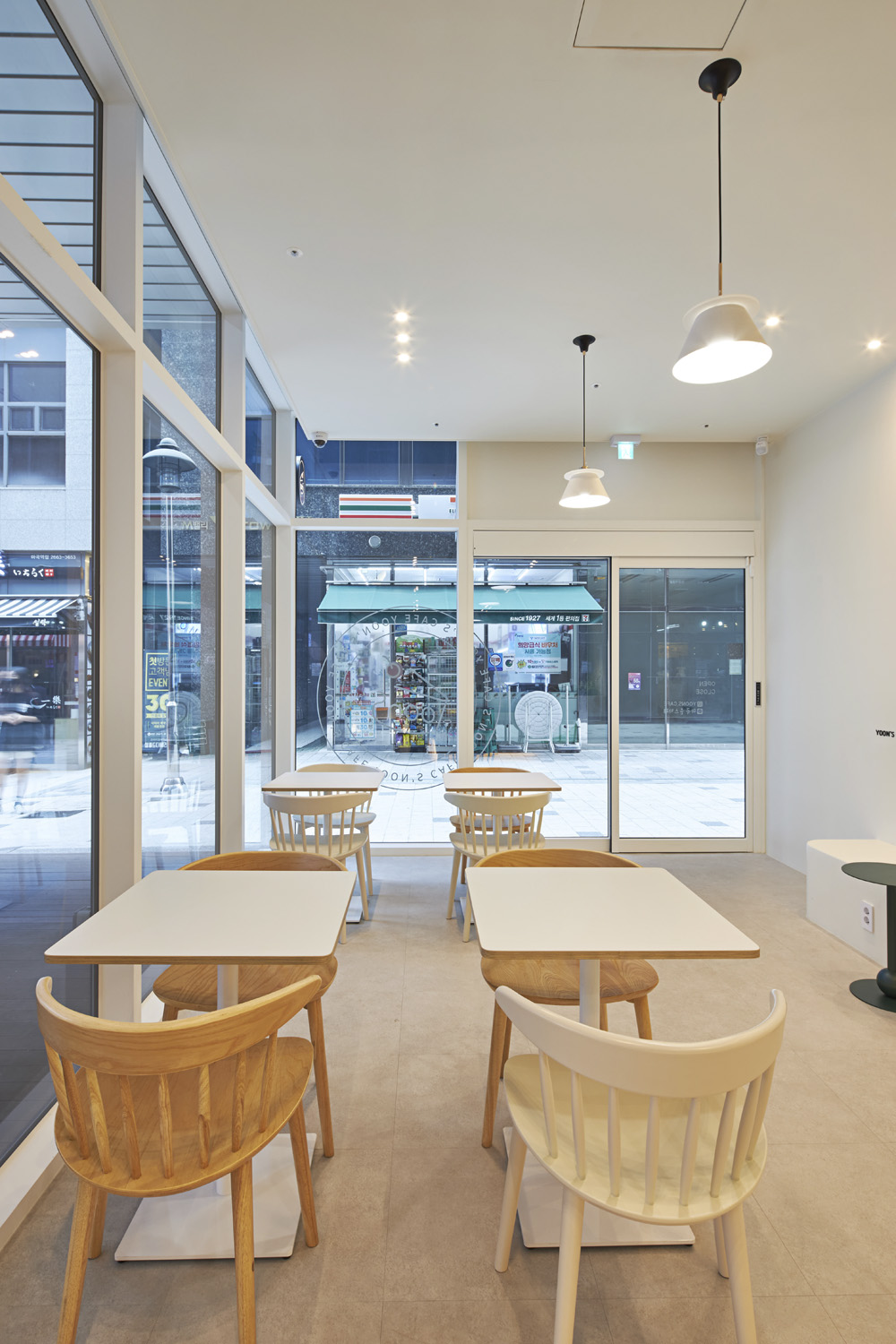 简约 15 坪尹斯卡啡，展现精致室内设计魅力-11