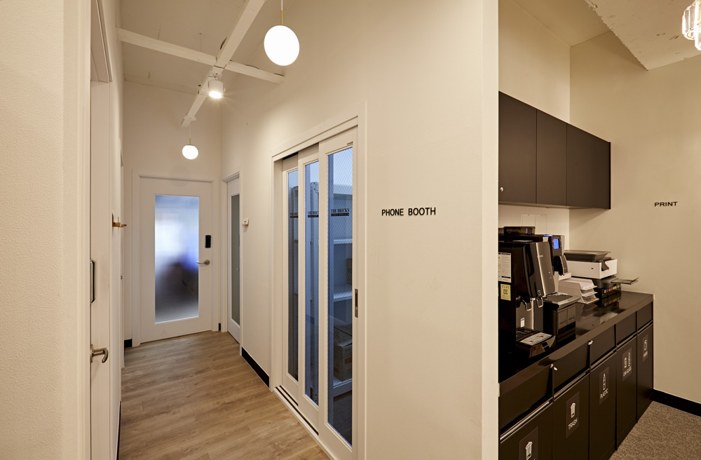 首尔现代高端办公空间设计案例解析-11