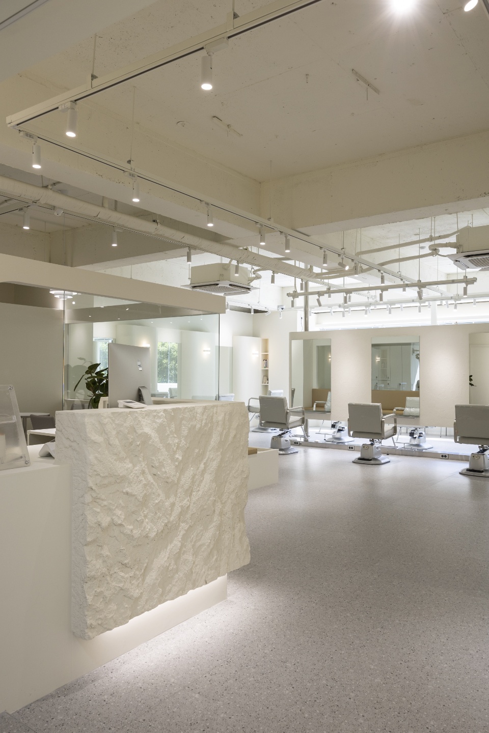 韩国首尔 40 坪美容 spa 空间设计-11