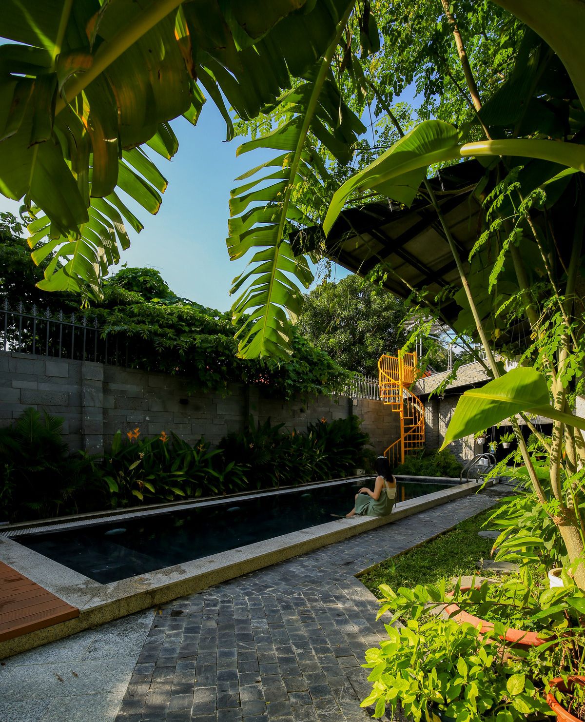 现代生活与自然和谐相融的越南 Nha Trang 住宅设计-36