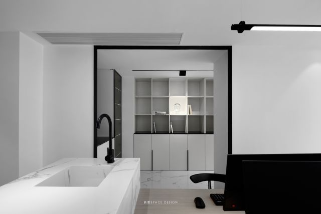 《视界》空间设计 | 辰夏作品,黑白灰世界的温馨与放松-25