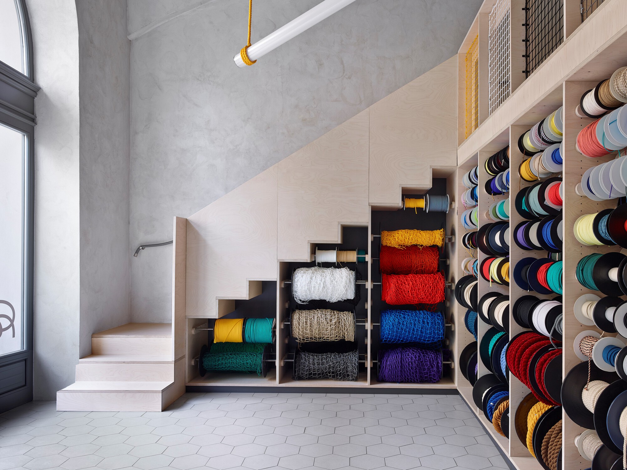 Rope Shop Ujezd · 恢复百年公寓底层的绳店风采丨意大利布拉-17