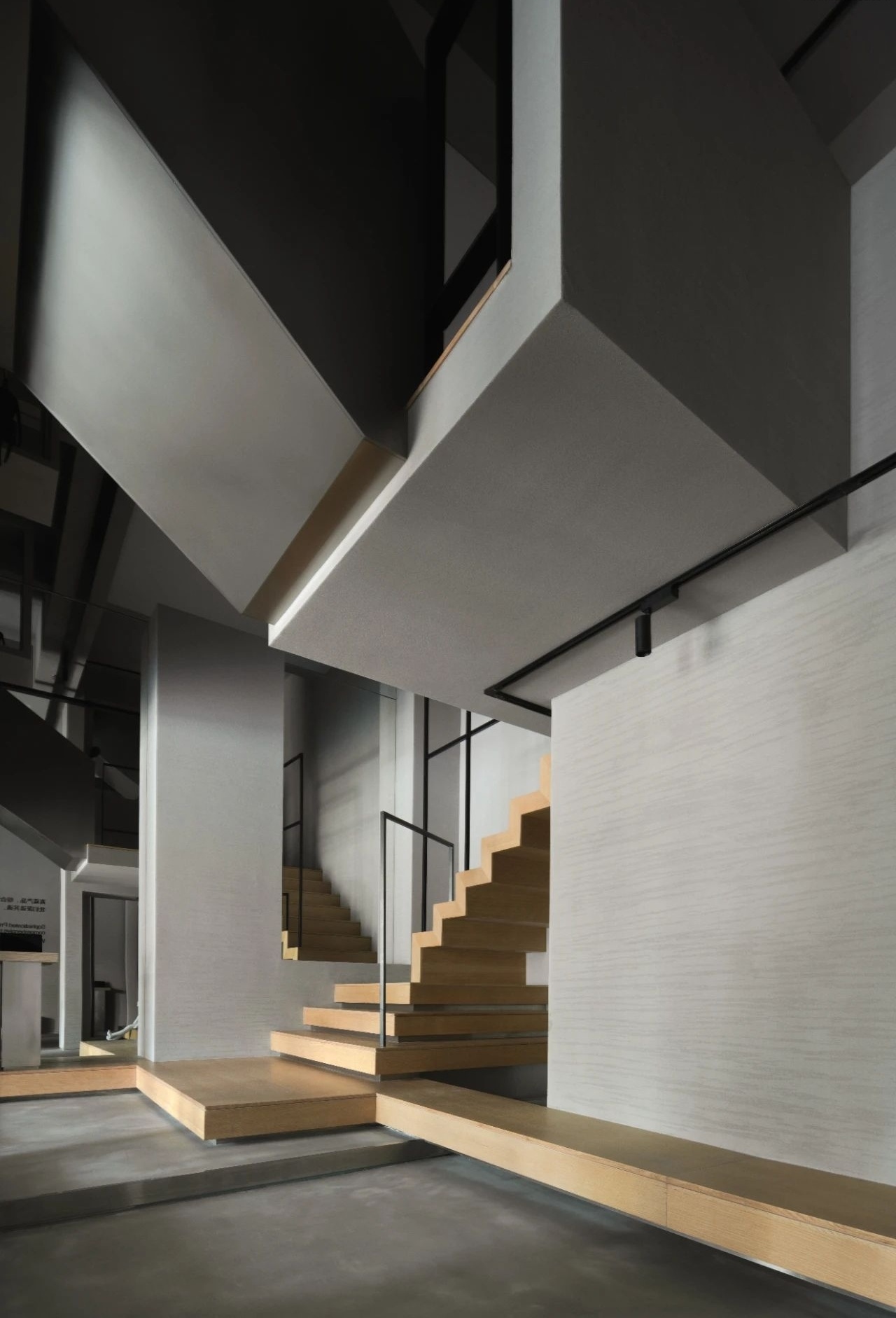 流动的诗性 · 福建十上设计 Schuco 展示空间丨中国福建丨陈辉,胡慧 | 十上设计-12