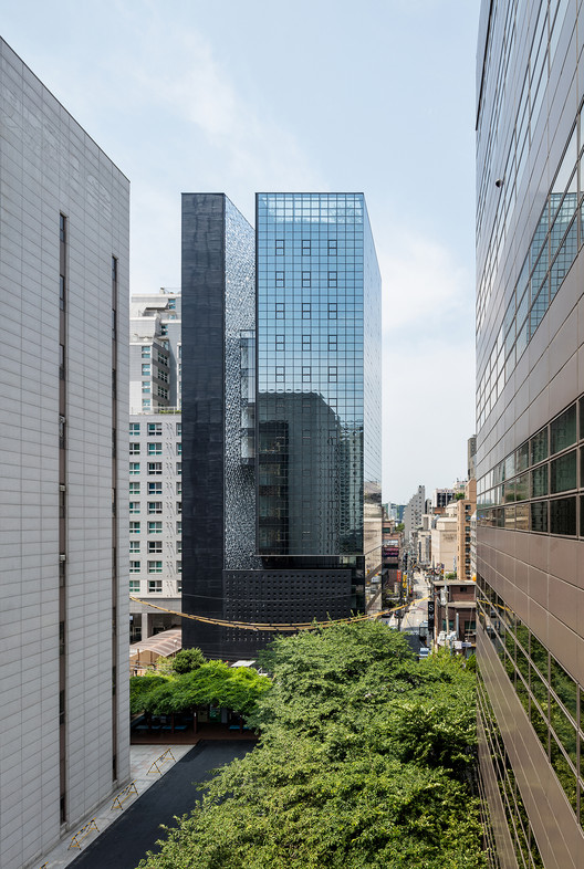 首尔"H"型办公楼-2