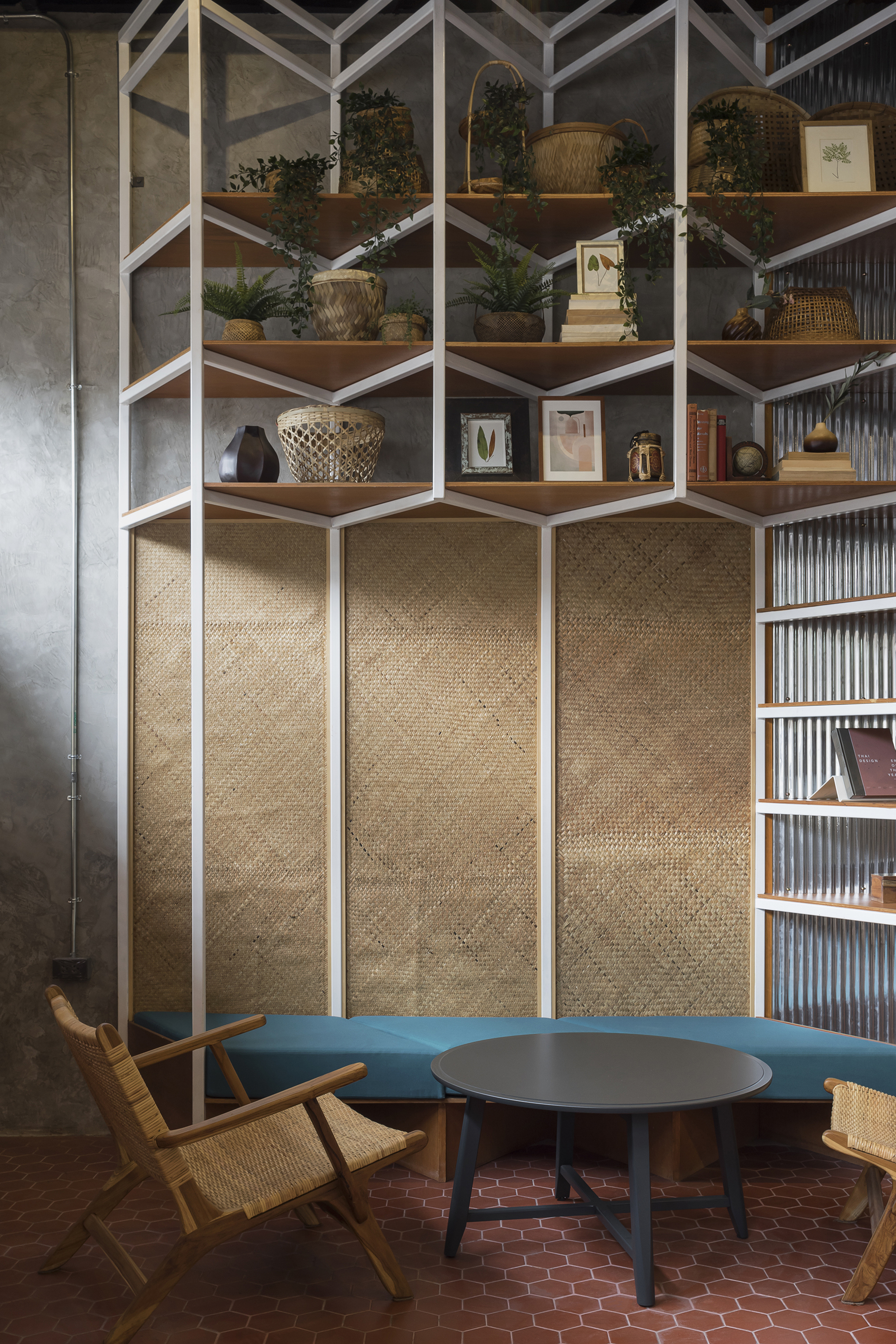 Hidden Garden Hostel / Full Scale Studio-59