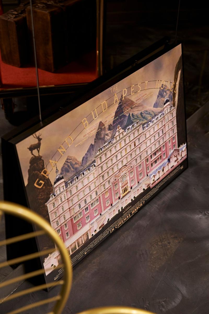 59 平现代高级黑调精品店设计-14