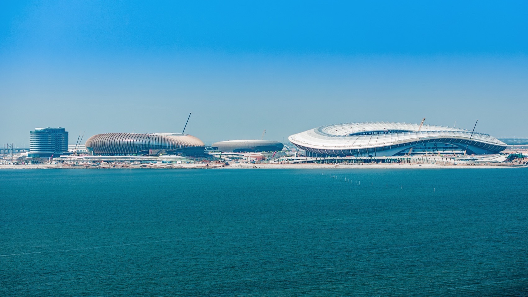 粤港澳大湾区体育中心即将完工 / Zaha Hadid Architects-33