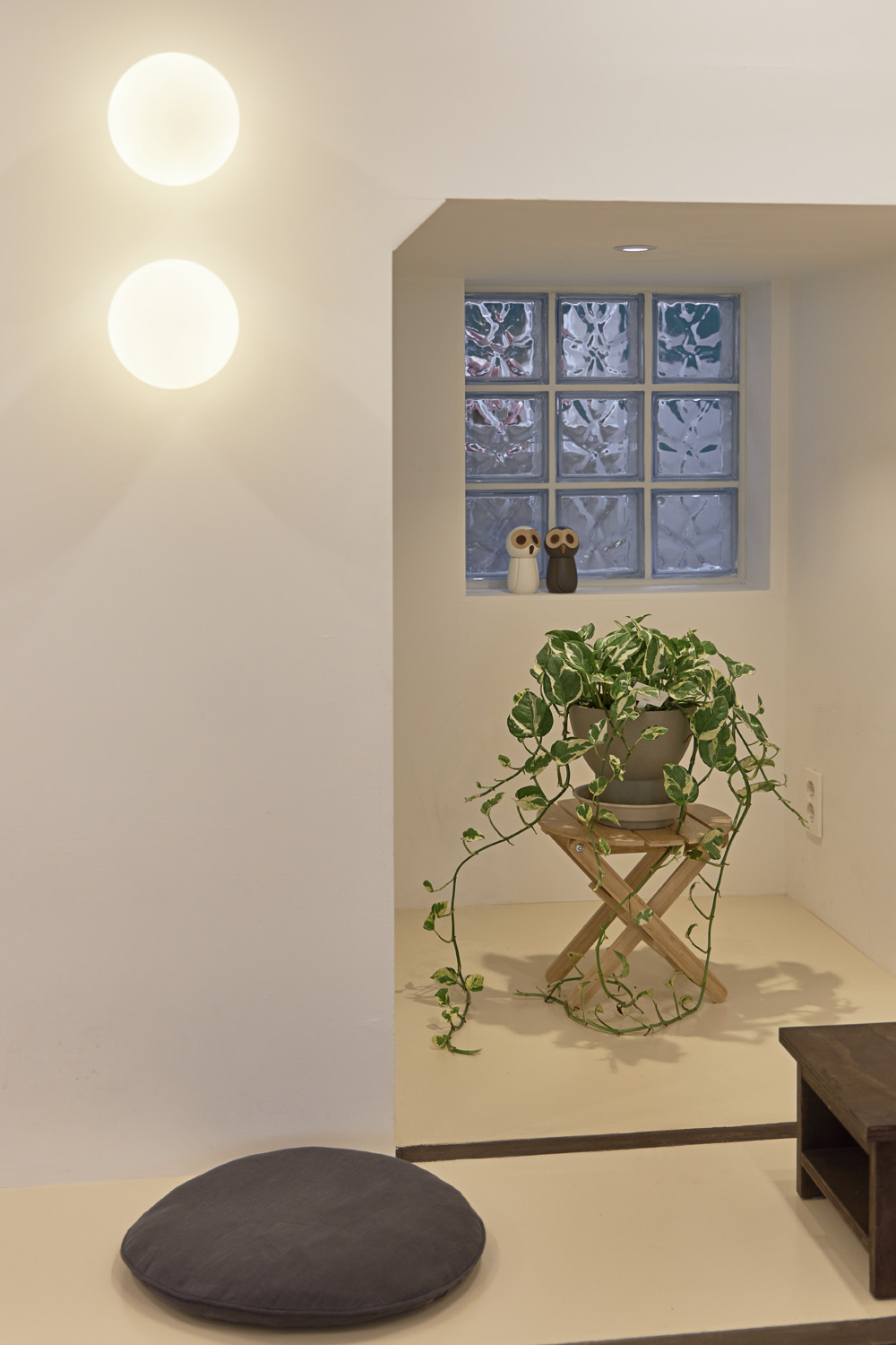 14 坪东方氛围 white wood tone 咖啡厅设计-13