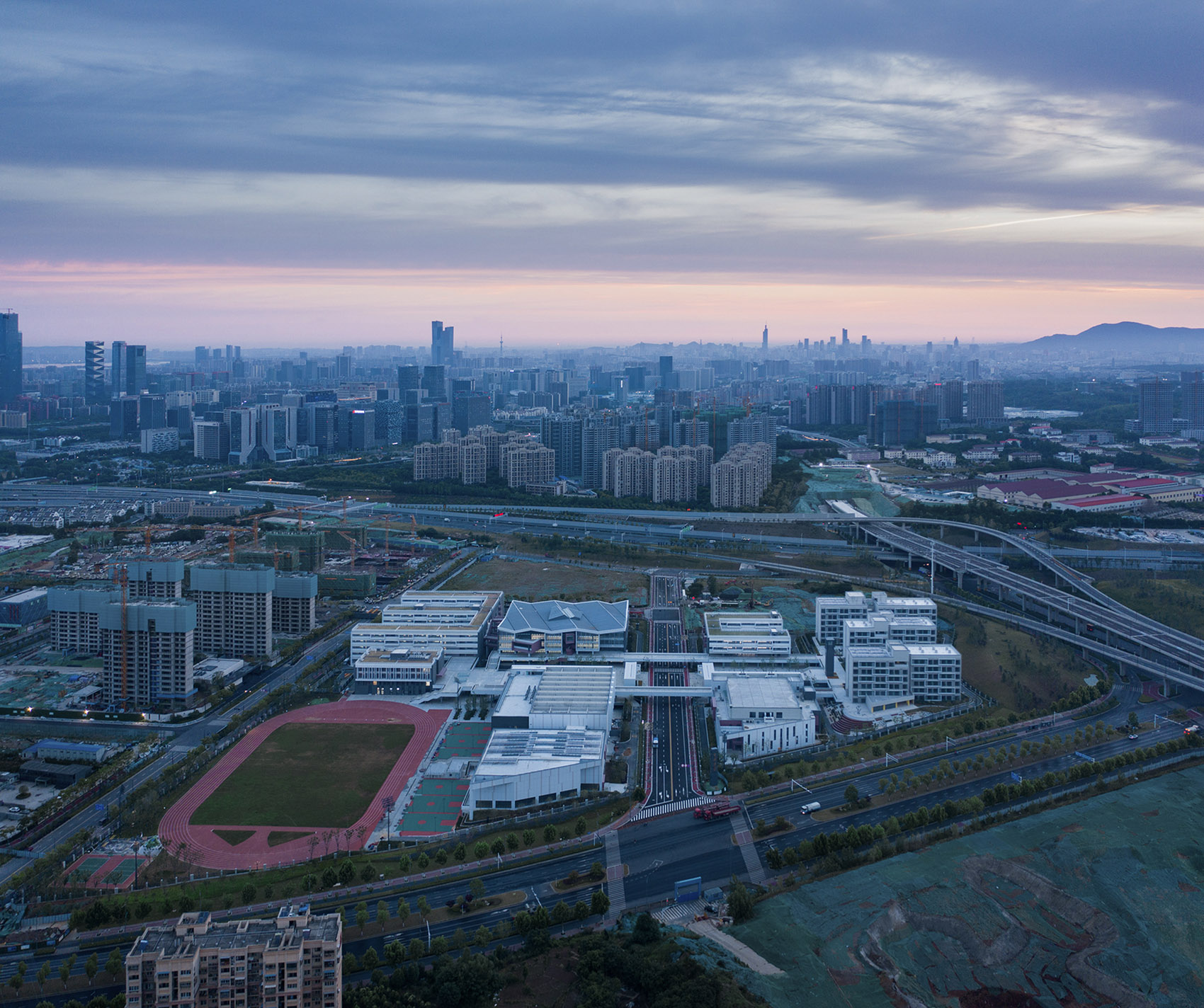 南京中华中学雨花校区丨中国南京丨东南大学建筑设计研究院有限公司-19