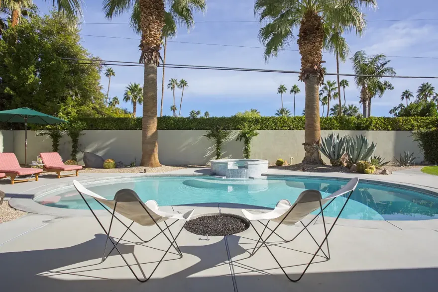 Palm Springs 白色别墅的异域风情设计-19