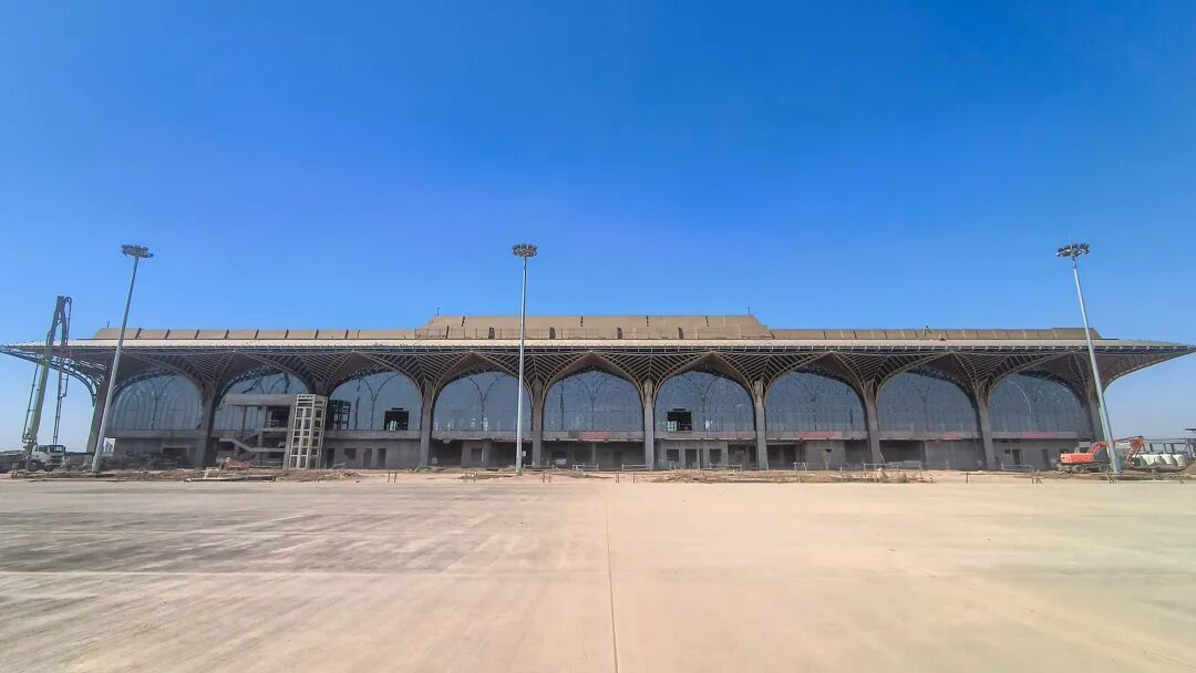 丝路新翼！伊拉克纳西里耶国际机场项目迎来新节点-11