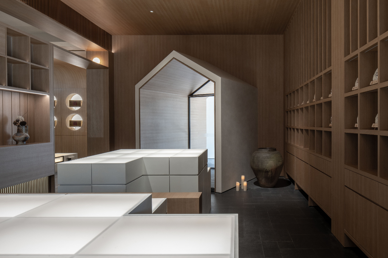 任迪新作  白大师品牌中心 . 一间茶室雅俗相宜-5