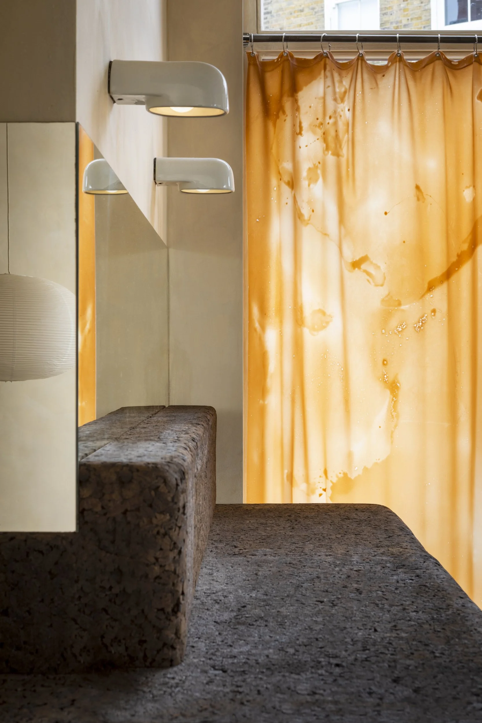 由于big· · Nina+Co表述不清晰，big和Nina+Co之间的· ·表意不明，难以准确理解原文意图和语境，无法给出准确翻译 丨Nina（推测）-9