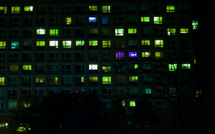 ENTRE LOS ESCOMBROS Y LA UE-7