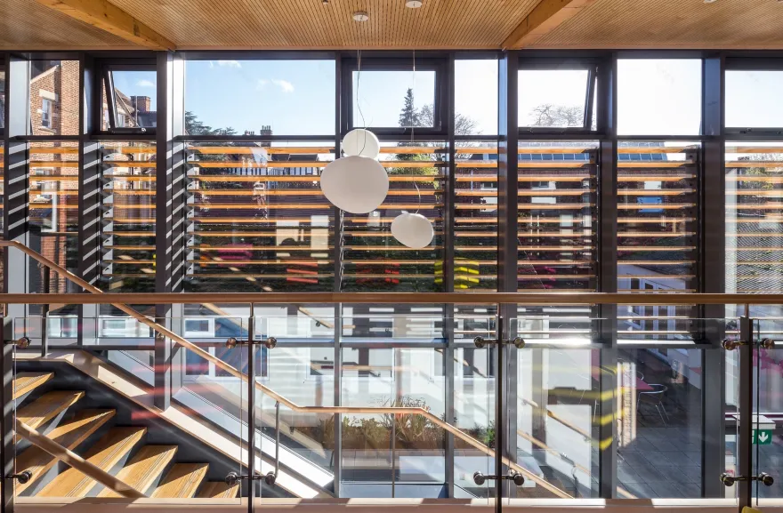 牛津国际学院 St. Clare's 教育设施-10