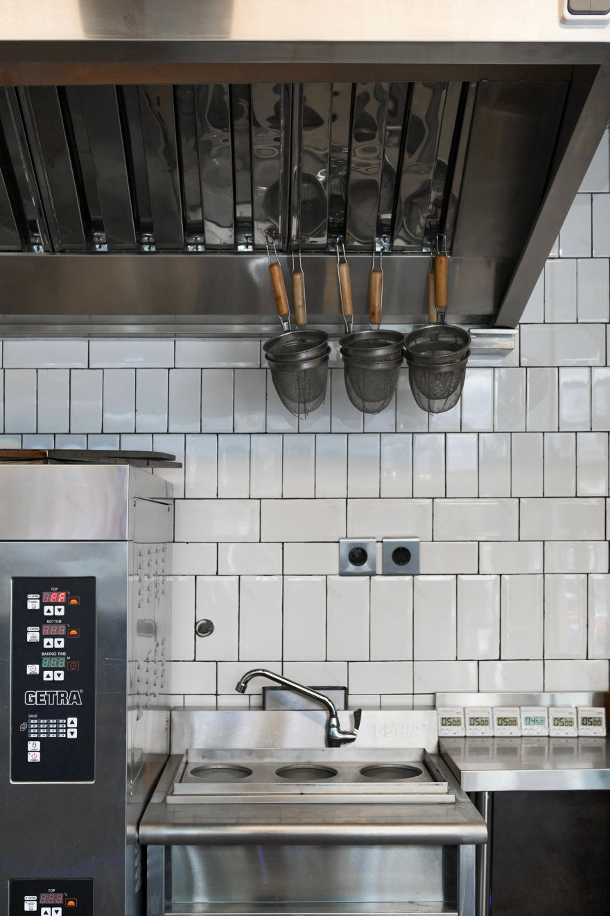 PIZZA&DUMPLINGS 餐饮空间设计丨印度-15