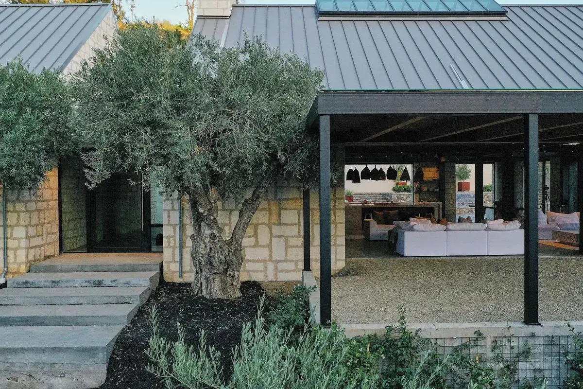 加州自然风格别墅 | 现代设计与乡村美学的完美融合-20