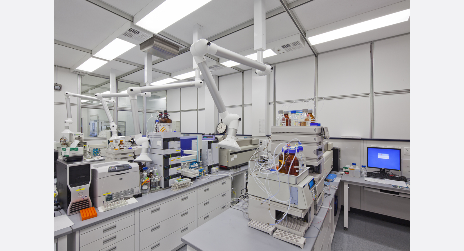 Re-fit of CEAEQ at Quebec City?s Science Complex-4