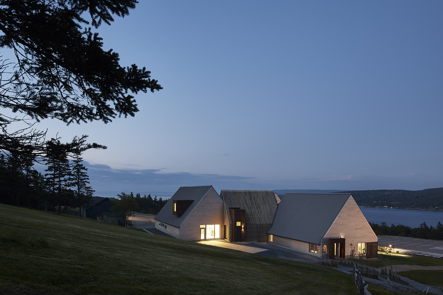 高地村游客解说中心，加拿大 / Abbott Brown Architects-40