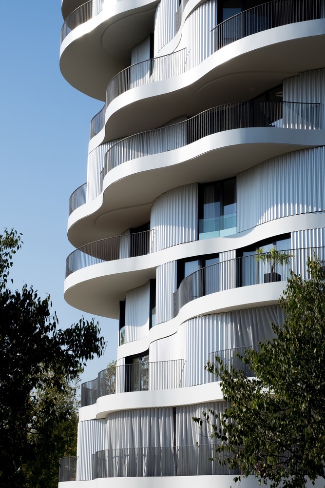 Folie Divine  Farshid Moussavi Architecture-58