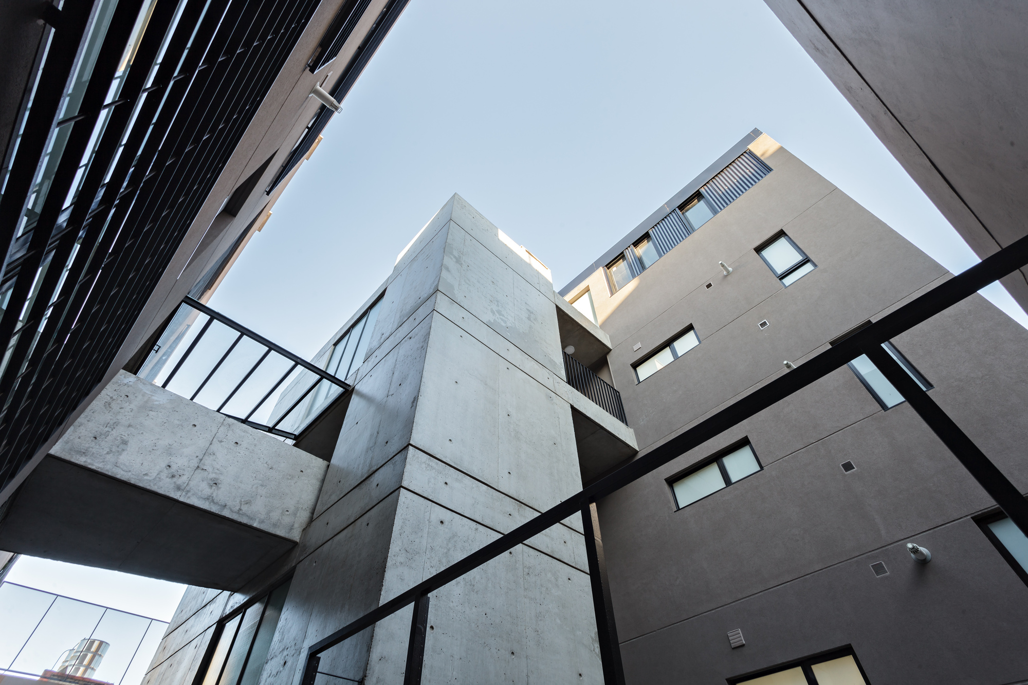 阿根廷双宅设计 | 混凝土结构与开放流通系统-17