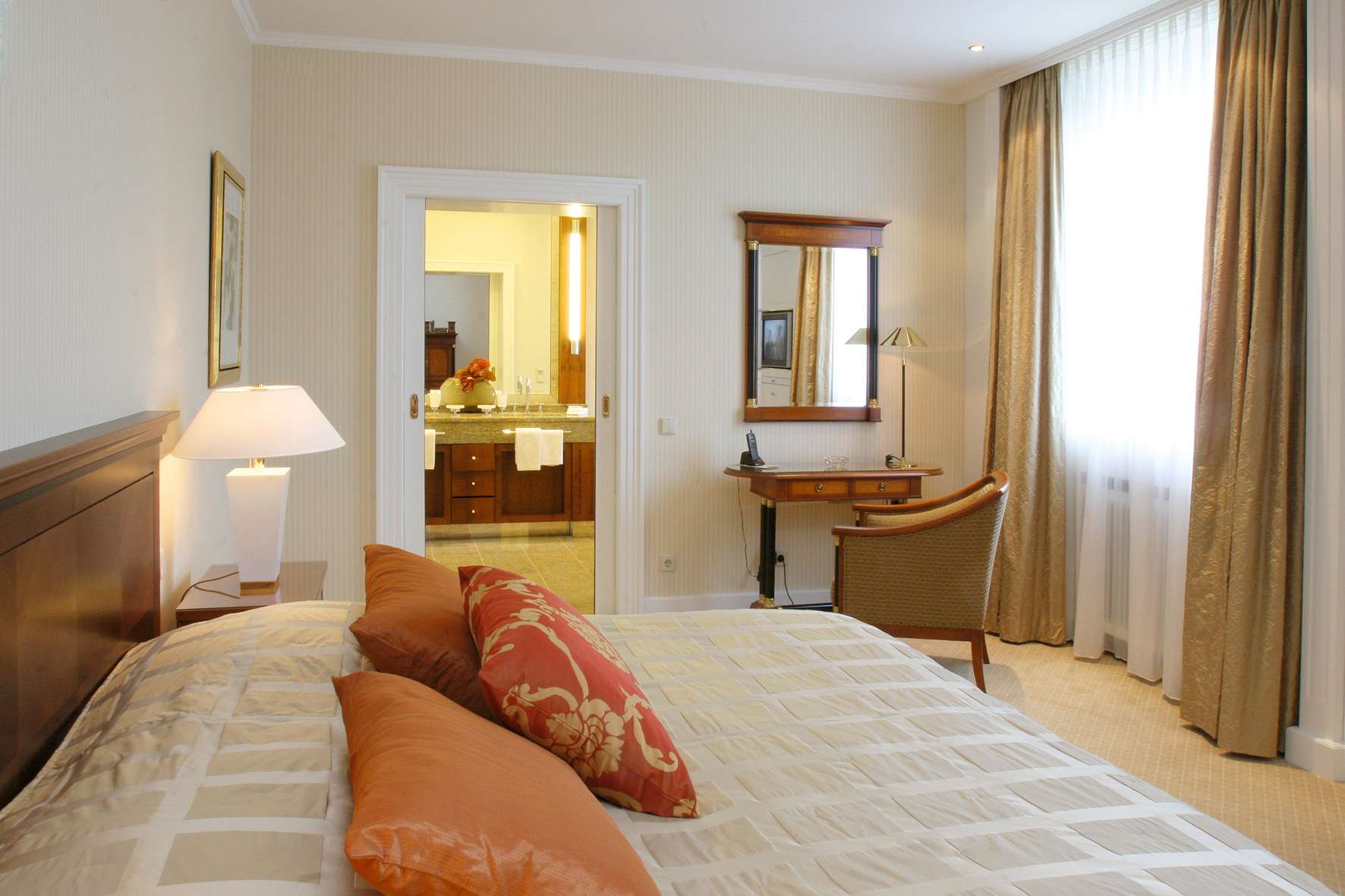 德国威斯巴登纳索尔霍夫酒店-0