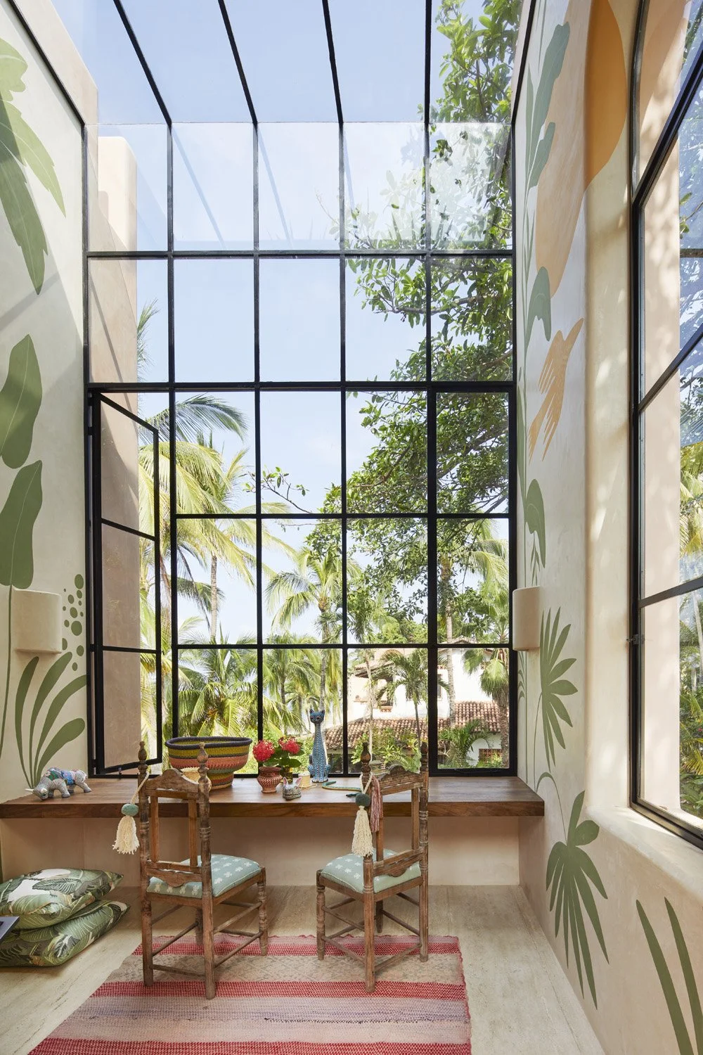 玫瑰宫
注:Casa Rosada 通常指位于阿根廷布宜诺斯艾利斯的总统府,因其建筑外观多为粉色(玫瑰色)而被称为玫瑰宫 丨墨西哥-68