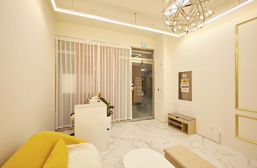 高级灰的优雅 | 13 平米小空间的精致室内设计-8