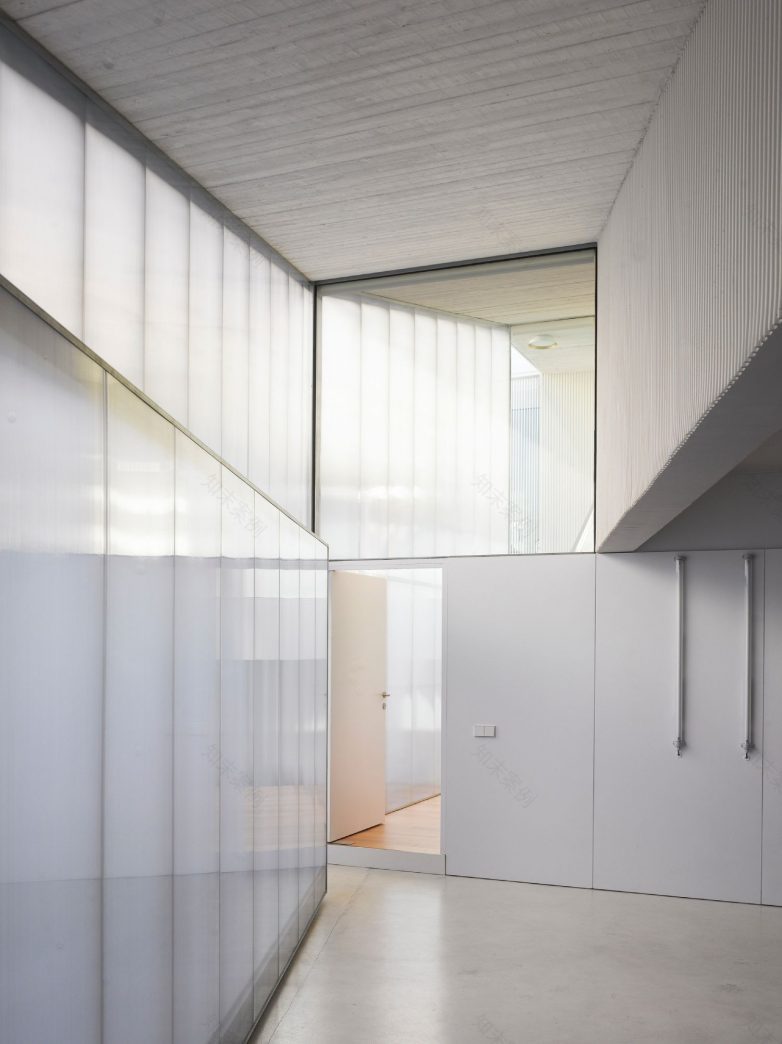 马德里不规则体量家庭住宅丨西班牙马德里丨西班牙Estudio.Entresitio建筑公司-45