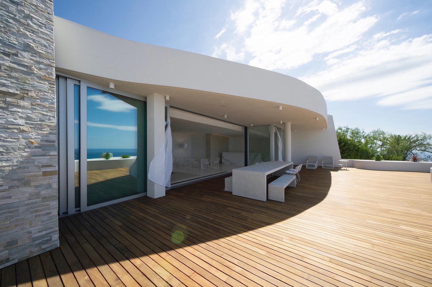 Rooftop apartment on top of a hill, looking at the Mediterranean and respecting the traditional architecture of the area   Page 6 of 6   CAANdesign  Architecture and home design blog-0