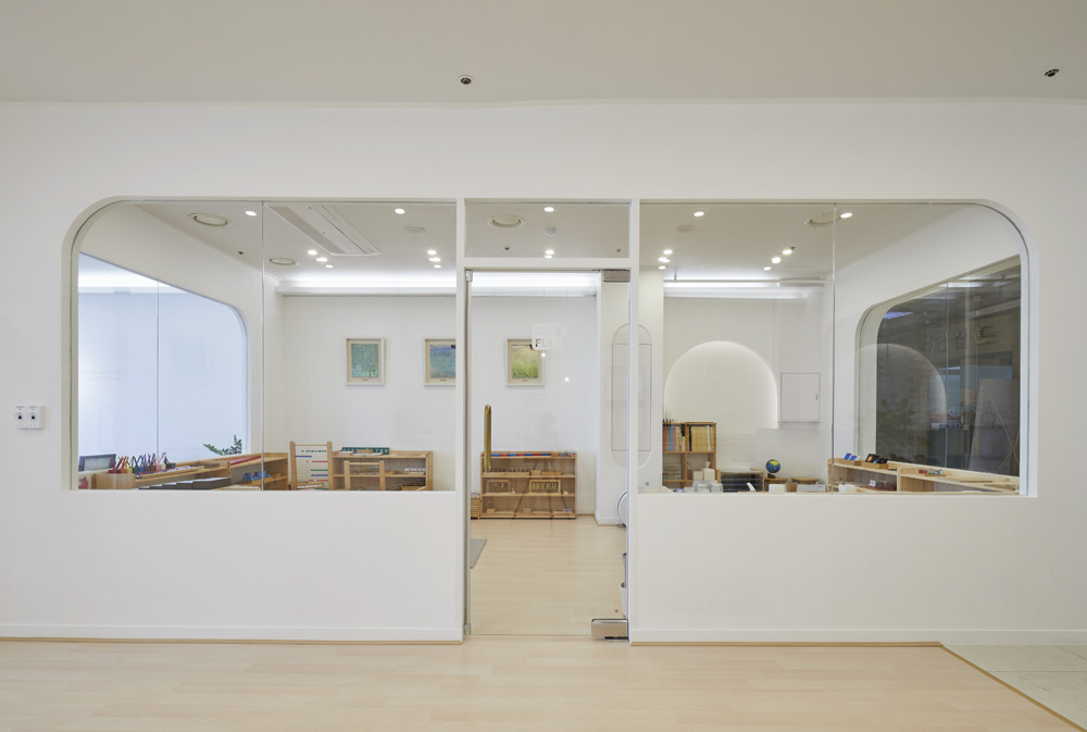 白色&木质，打造 30 平舒适妈妈住宅-9