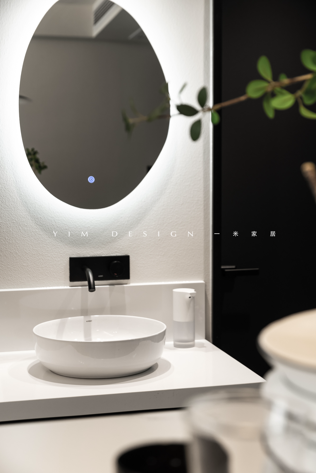 黑白灰的现代之家丨薛美玲-31