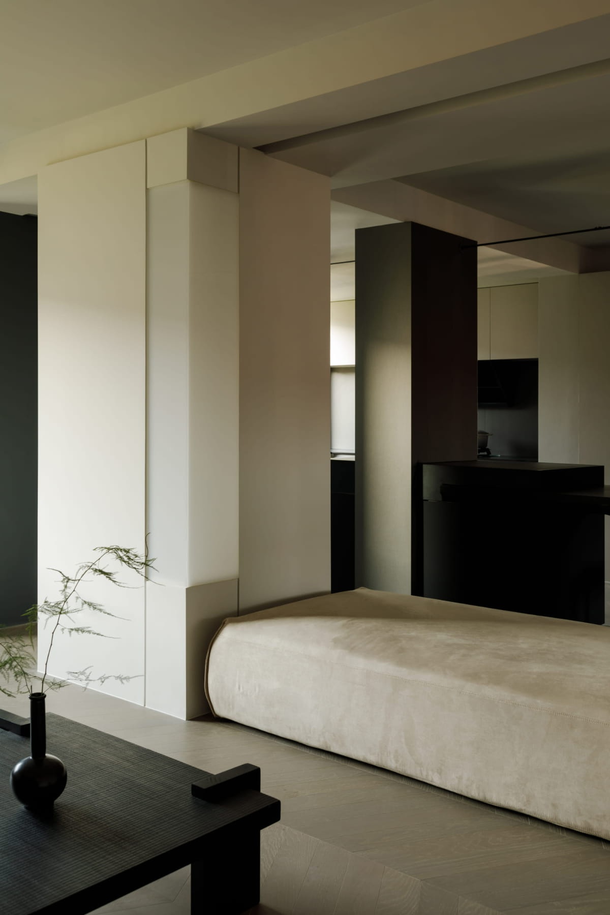 洄游趣味,醉于沉浸式黑白 · 赫设计-18