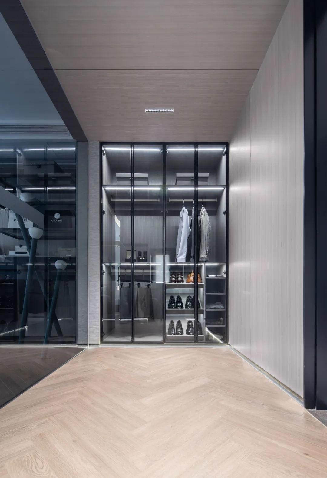 东莞华侨城天鹅堡大平层丨中国东莞丨广州市柏舍装饰设计有限公司-35