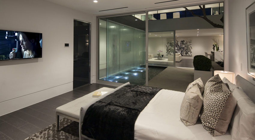 加州卡拉山脊豪华住宅，现代设计融入自然景观-25