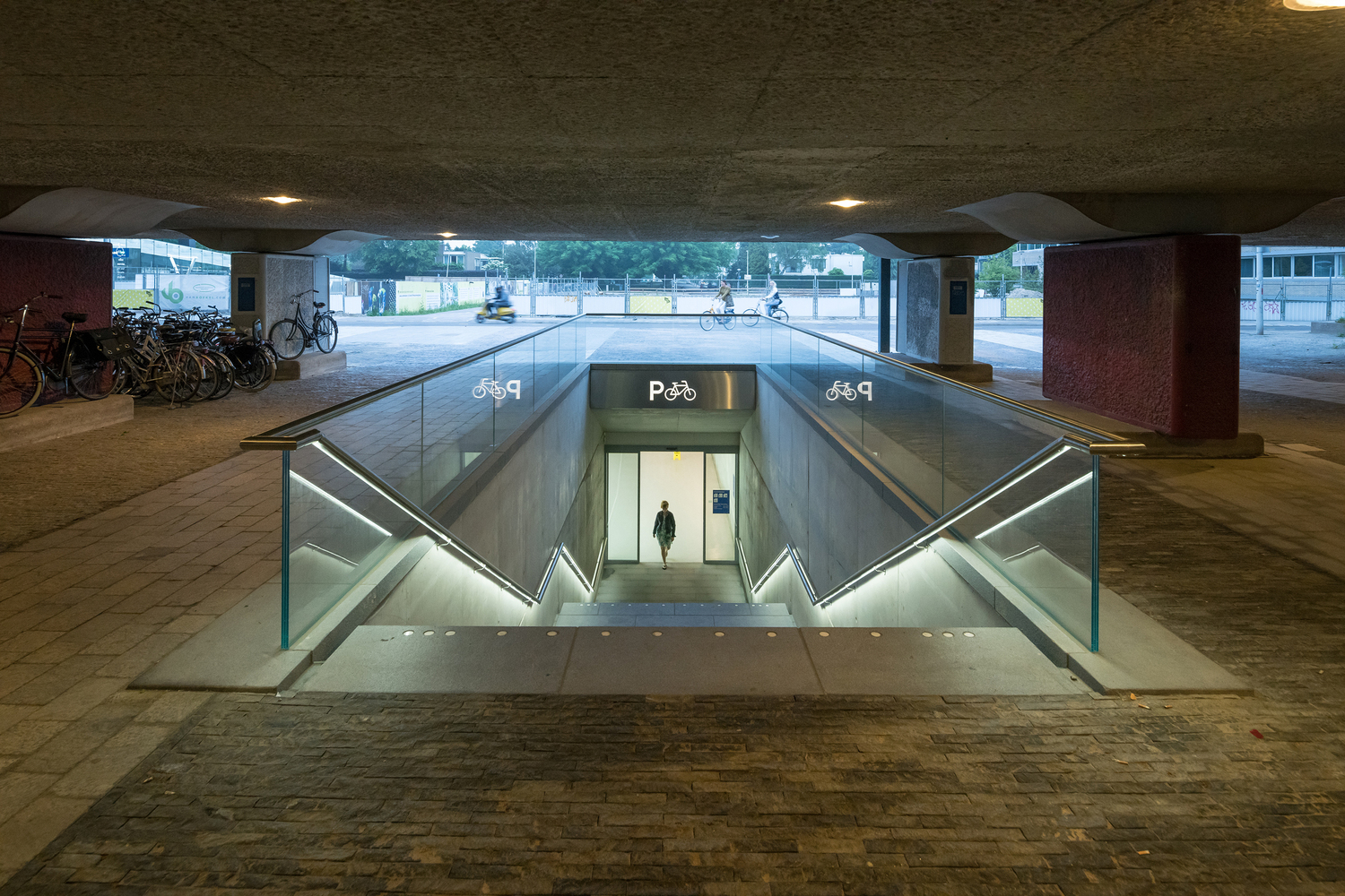 Strawinskylaan Bicycle Parking  wUrck-35