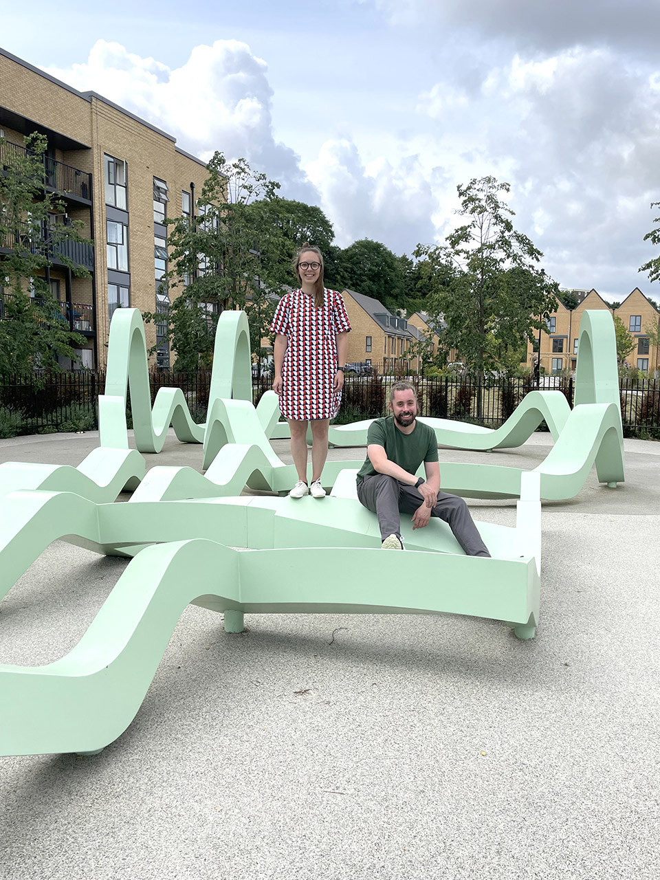 《狂野之生》· 历史遗址上的互动公共艺术装置丨英国丨NEON-29