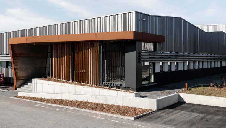 Diginnov项目(将旧汽车公司建筑改造成多功能产业园区)丨Draft & Project Architectures-1