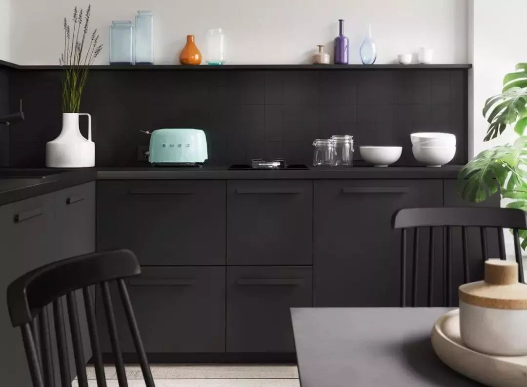 46㎡简约小宅 | 绿植、金属线条与开放式衣柜的完美结合-31