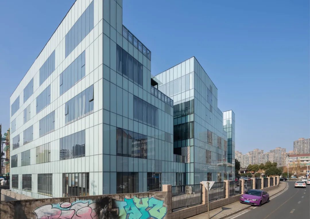 “隐形”建筑：港华燃气办公楼 / 优意建筑设计-18