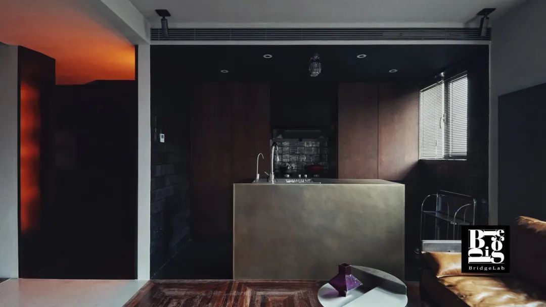 《落日巡航》· 复古与现代交融的温馨家居设计丨中国北京丨乔和桥治建筑实验室-17