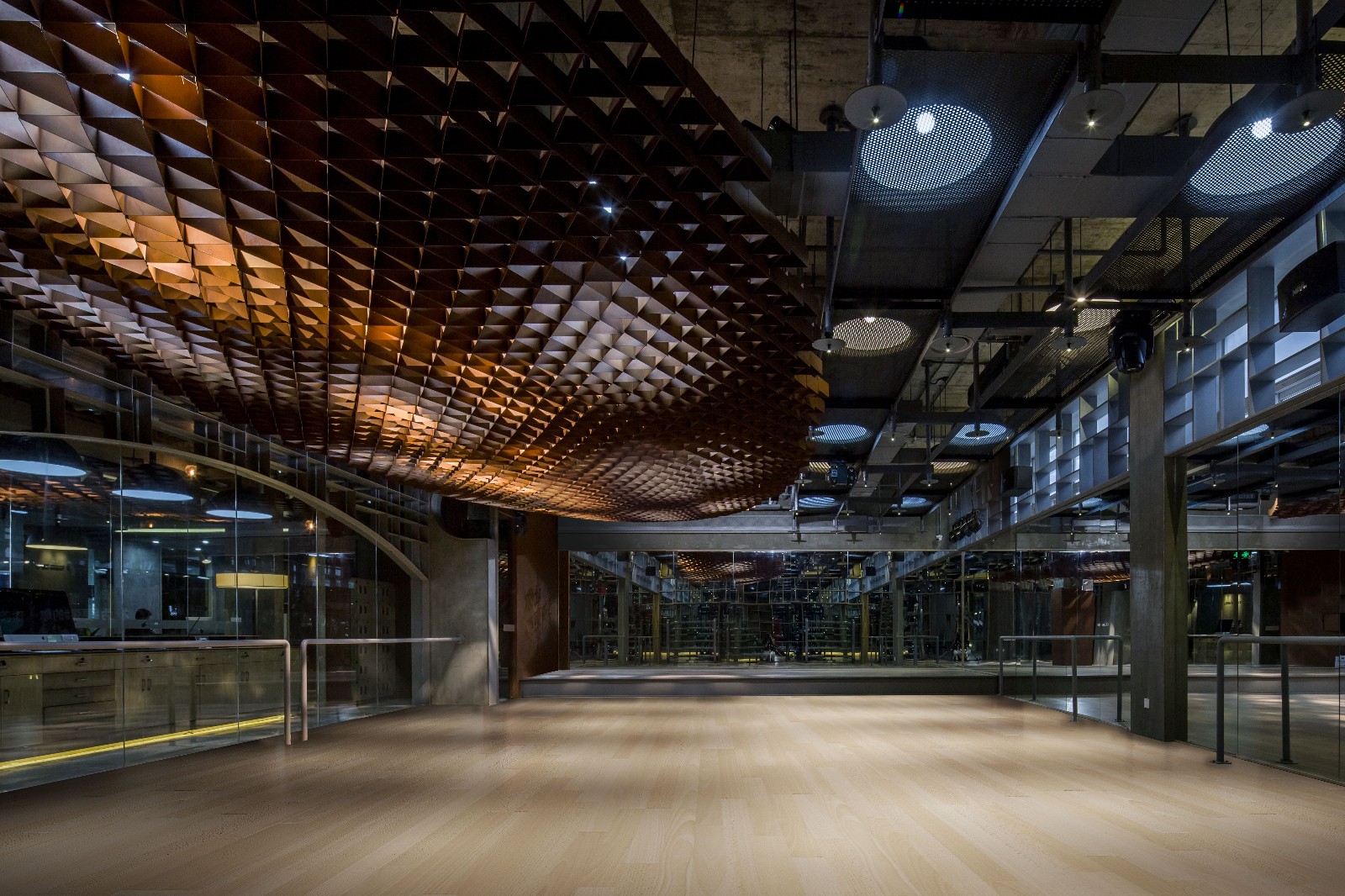 暗黑工业风健身馆丨中国南宁-6