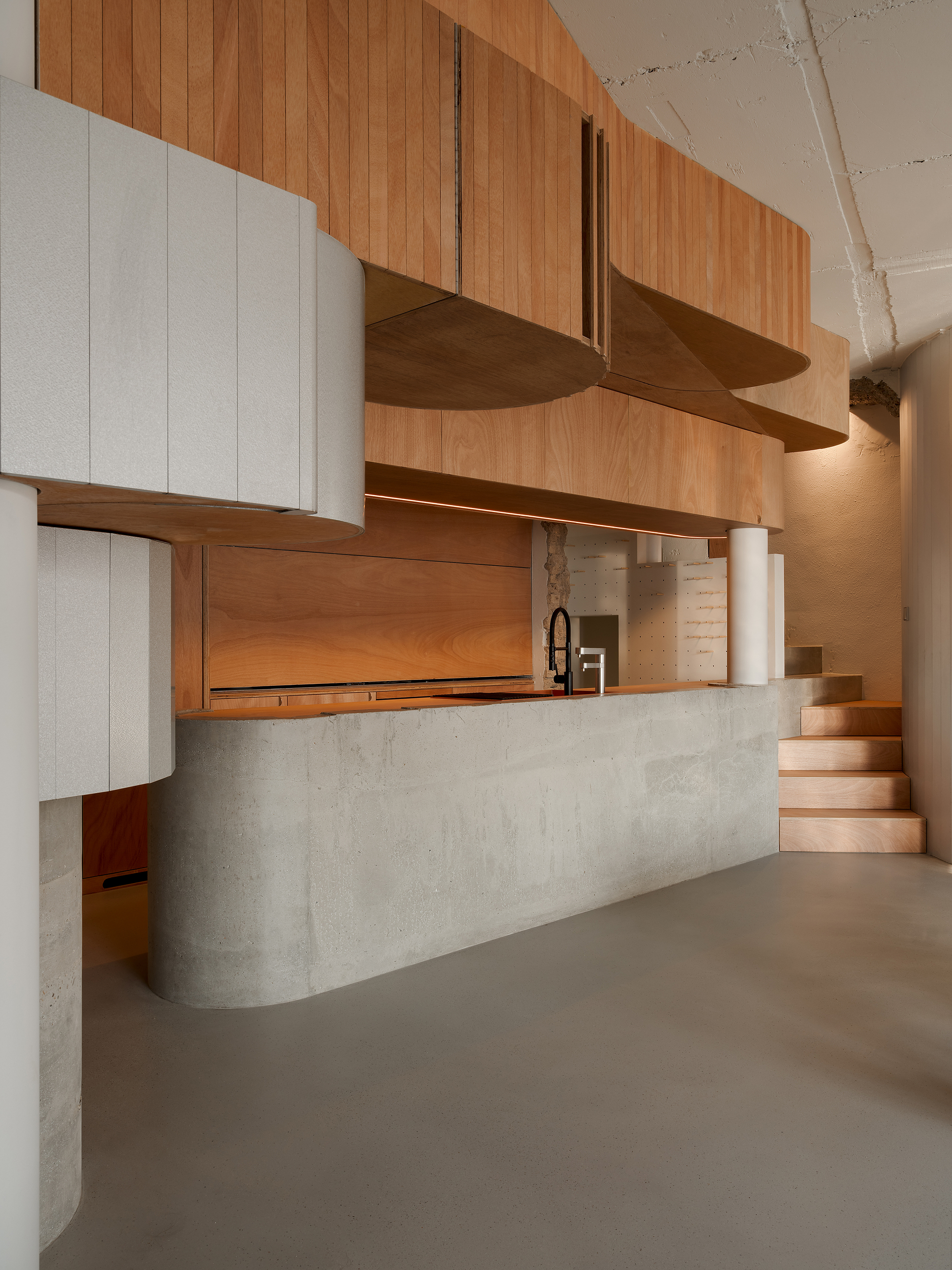 Reinterpreting a 50-Year-Old Building in Myeongnyun-dong丨sukchulmok + BRBB Architects-14